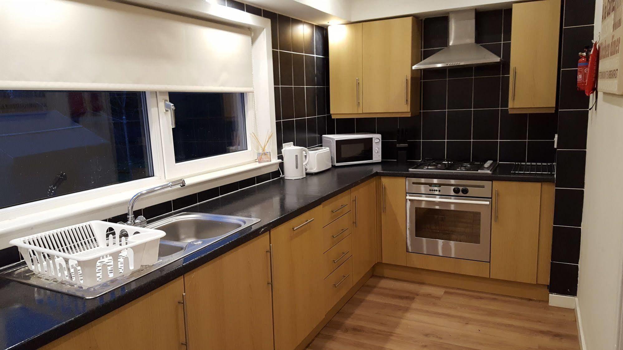 Workforce Property Kirk of Shotts Luaran gambar